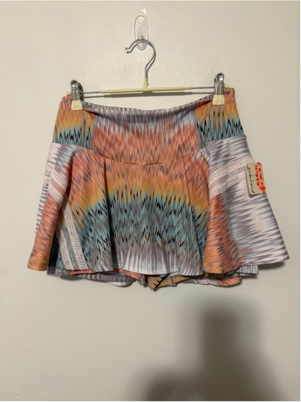 FP Movement Free People Skort Women’s M Multicolor Printed Lace Athletic Tennis - Picture 2 of 5